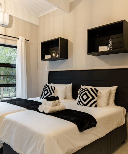 Image hover effect image